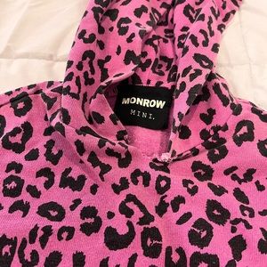 Monrow MINI pink cheetah print hooded sweatshirt!